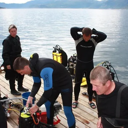 Fjordhytte-16 Direkt Am Sognefjord In Bjordal, Mit Mietbaren 9,9 Ps Bis 60 Ps Motorbooten Feriehus Bjordal (Hoyanger)