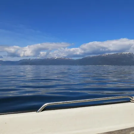 Feriehus Fjordhytte-16 Direkt Am Sognefjord In Bjordal, Mit Mietbaren 9,9 Ps Bis 60 Ps Motorbooten *