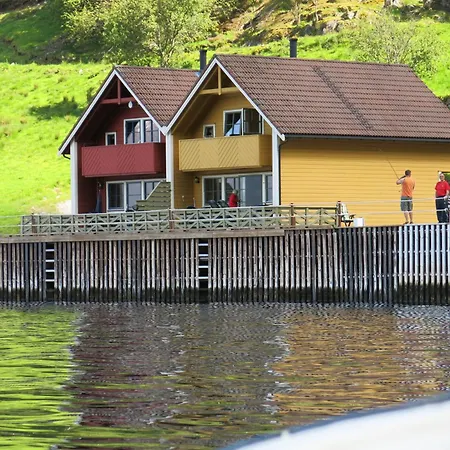 Fjordhytte-16 Direkt Am Sognefjord In Bjordal, Mit Mietbaren 9,9 Ps Bis 60 Ps Motorbooten Holiday home Bjordal (Hoyanger)