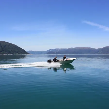 Fjordhytte-16 Direkt Am Sognefjord In Bjordal, Mit Mietbaren 9,9 Ps Bis 60 Ps Motorbooten Σπίτι διακοπών *